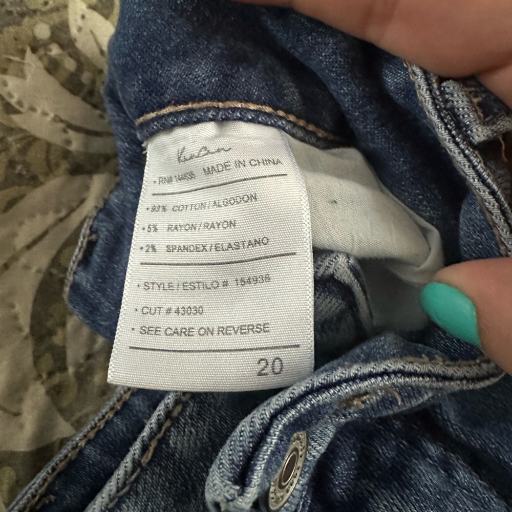 Plus Size KanCan™ Flare High Rise Back Seam Jean - Picture 3 of 4